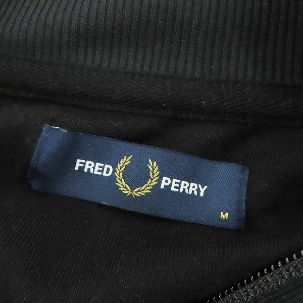 実際に弊社で買取させて頂いたFRED PERRY/フレッドペリー TAPED HALF ZIP TRACK TOP/ハーフジップトラックジャケット J4597/R23/Mの画像 2枚目