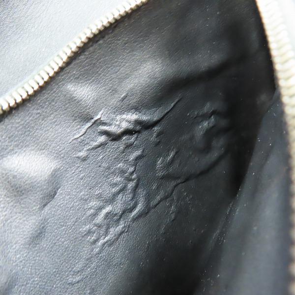 実際に弊社で買取させて頂いたCELINE/セリーヌ マカダム柄 二つ折り長財布 CE00/33の画像 6枚目