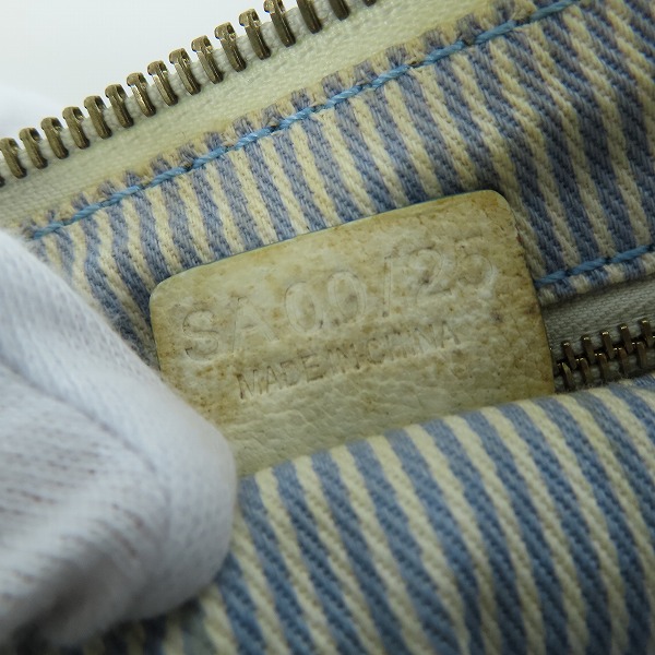 実際に弊社で買取させて頂いたCELINE/セリーヌ  Cマカダム ミニショルダーバッグ の画像 6枚目