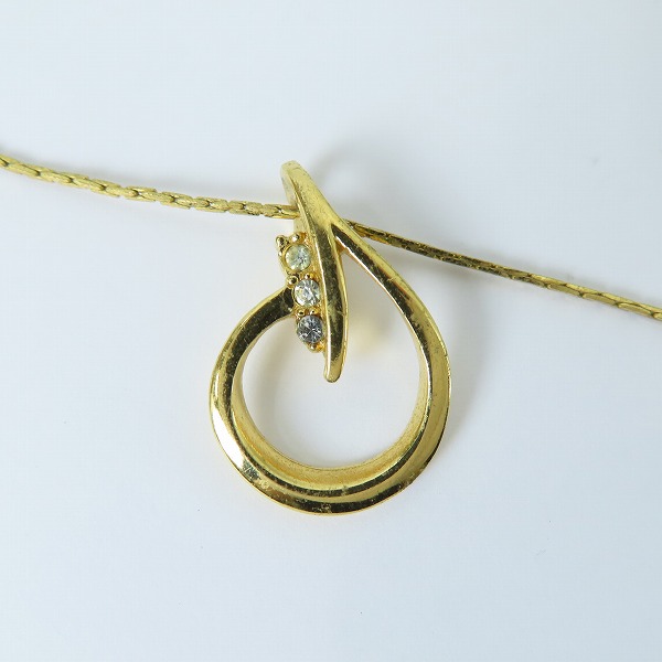 実際に弊社で買取させて頂いたGIVENCHY/ジバンシィ ラインストーン ネックレス ゴールドの画像 1枚目