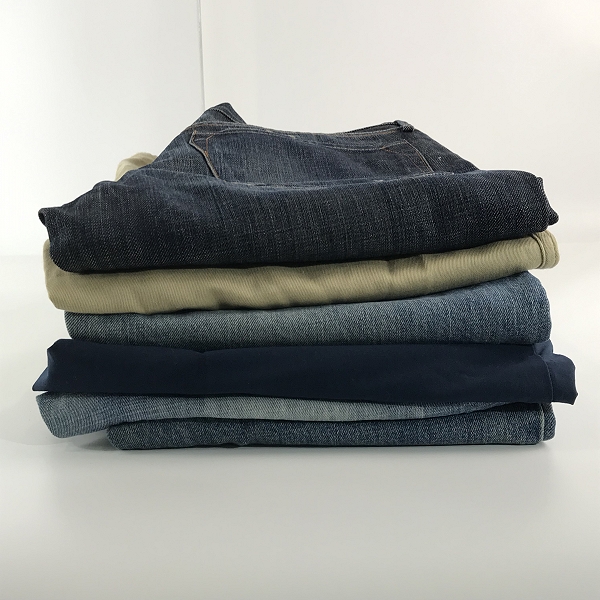 実際に弊社で買取させて頂いた【おまとめ】ディーゼル/リーバイス/ディッキーズ 他 デニムパンツ/ハーフパンツの画像 2枚目
