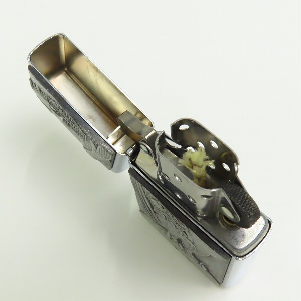 実際に弊社で買取させて頂いたZIPPO/ジッポー HARLEY DAVIDSON/ハーレーダビッドソン イーグルプレート2001年製の画像 4枚目