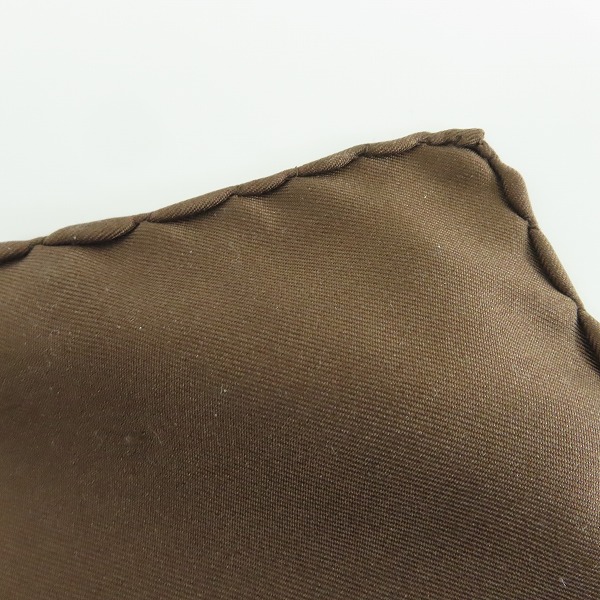 実際に弊社で買取させて頂いたCELINE/セリーヌ 馬術 les grands ecuyers シルク100% スカーフ/ストールの画像 4枚目