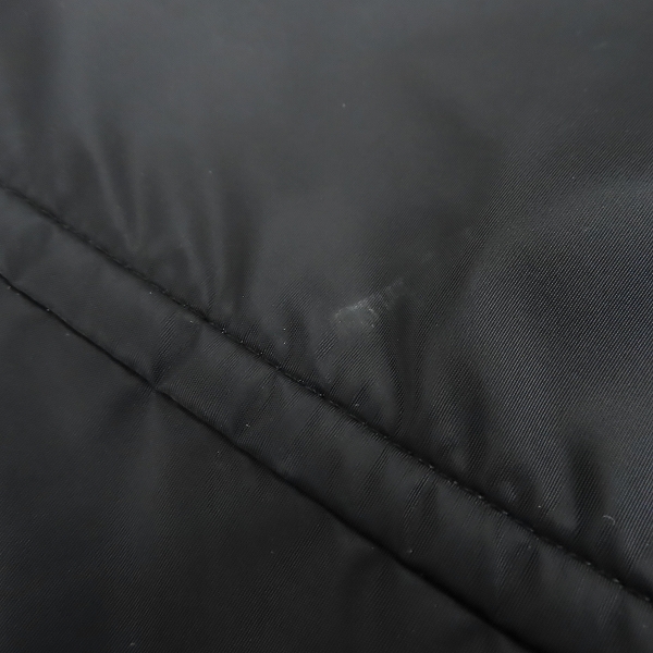 実際に弊社で買取させて頂いた【JPタグ】Dior HOMME/ディオールオム Beeプレート付き ナイロン ジップブルゾン 863C418M3830/52の画像 8枚目