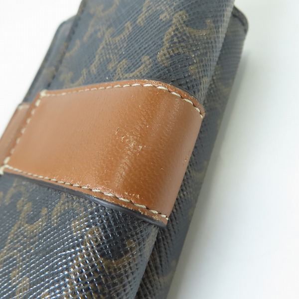 実際に弊社で買取させて頂いたCELINE/セリーヌ マカダム柄 トリオンフ スモールトリフォールド コンパクト/ミニ ウォレット 3つ折り財布の画像 7枚目