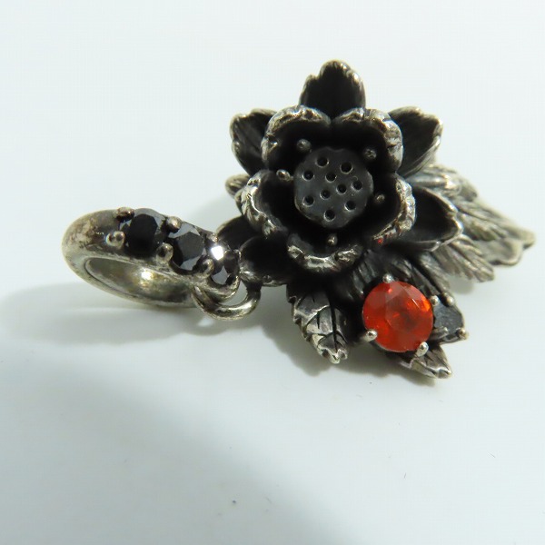 実際に弊社で買取させて頂いたBloody Mary/ブラッディマリー  ロータスヘッドペンダントの画像 4枚目