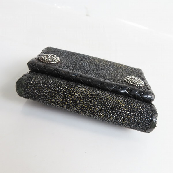 実際に弊社で買取させて頂いた【ギャラ付き】LEATHERS & TREASURES/レザーズアンドトレジャーズ ウォレット/三つ折り財布の画像 2枚目
