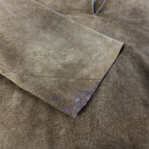 実際に弊社で買取させて頂いたcostume NATIONAL/コスチュームナショナル スウェード ジャケット/46の画像 5枚目