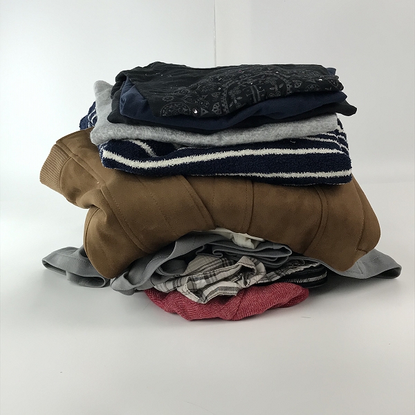 実際に弊社で買取させて頂いた【おまとめ】HYDROGEN/ハイドロゲン Levi's/リーバイス EPOCA/エポカ 他 Tシャツ/ニット/ジャケット等の画像 1枚目