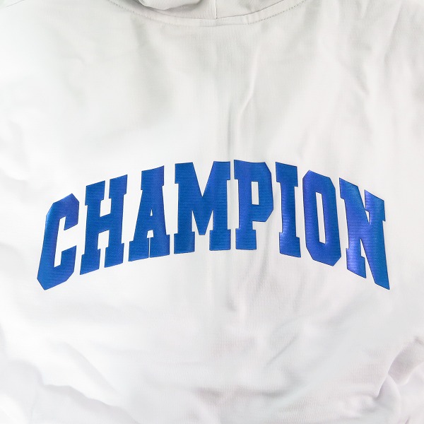 実際に弊社で買取させて頂いた 【未使用】Champion/チャンピオン レディース ワンポイントロゴ ジップフーデッドジャケット CW-TS110 Lの画像 7枚目