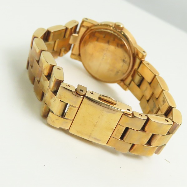 実際に弊社で買取させて頂いたMARC BY MARC JACOBS/マークバイマークジェイコブス クォーツ 腕時計【動作未確認】の画像 2枚目