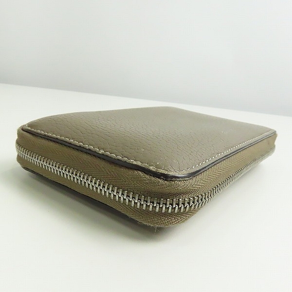 実際に弊社で買取させて頂いたCELINE/セリーヌ ミディアム ラウンドファスナー 二つ折り財布 104393の画像 2枚目