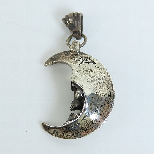 実際に弊社で買取させて頂いたCRAZY PIG/クレイジーピッグ スカルインザムーンペンダントの画像 1枚目