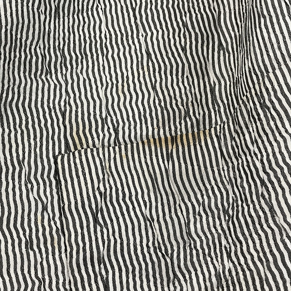 実際に弊社で買取させて頂いたEMPORIO ARMANI/エンポリオアルマーニ ストライプ柄 2B テーラードジャケット/46の画像 5枚目