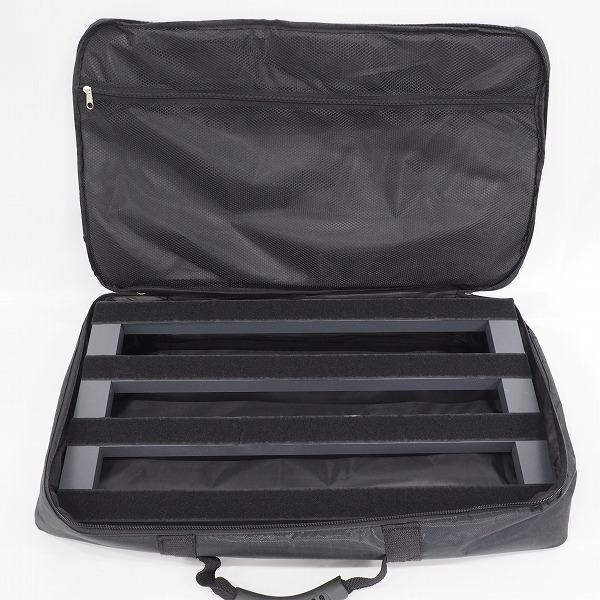 実際に弊社で買取させて頂いた★GHOSTFIRE 軽量 ギターエフェクター ボード ペダルボード ケースサイズW約60㎝ の画像 8枚目