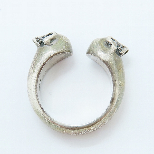 実際に弊社で買取させて頂いたTHIRTEEN DESIGNS/サーティーンデザインズ DOUBLE MAD FACE RING/ダブルマッドフェイス スカル リング 22号の画像 5枚目