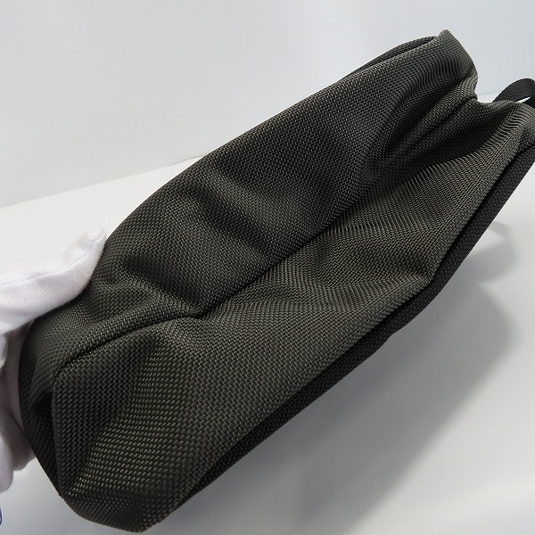 実際に弊社で買取させて頂いたBRIEFING ブリーフィング 20TH ANNIVERSARYDOUBLE ZIP POUCH-3の画像 2枚目