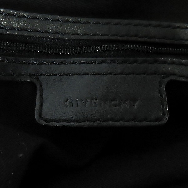 実際に弊社で買取させて頂いたGivenchey/ジバンシィ スタッズナイチンゲール ST0160 2WAY トートバッグの画像 4枚目