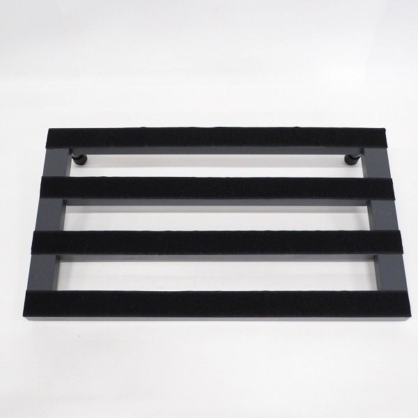 実際に弊社で買取させて頂いた★GHOSTFIRE 軽量 ギターエフェクター ボード ペダルボード ケースサイズW約60㎝ の画像 1枚目