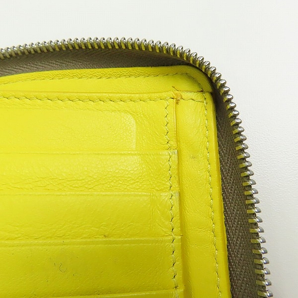 実際に弊社で買取させて頂いたCELINE/セリーヌ ミディアム ラウンドファスナー 二つ折り財布 104393の画像 7枚目