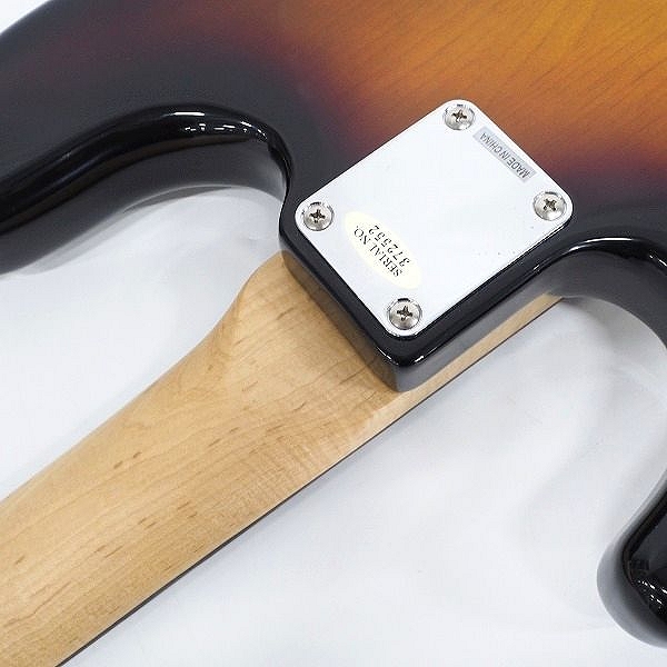 実際に弊社で買取させて頂いた★【難有り】BUSKER'S/バスカーズ BJB/3TS ジャズベース Type サンバースト 4弦エレキベース ソフトケース付の画像 8枚目