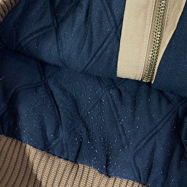 実際に弊社で買取させて頂いたCarhartt/カーハート アクティブジャケットの画像 6枚目