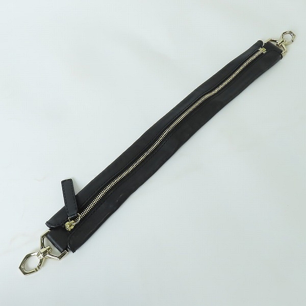 実際に弊社で買取させて頂いたGivenchey/ジバンシィ スタッズナイチンゲール ST0160 2WAY トートバッグの画像 7枚目