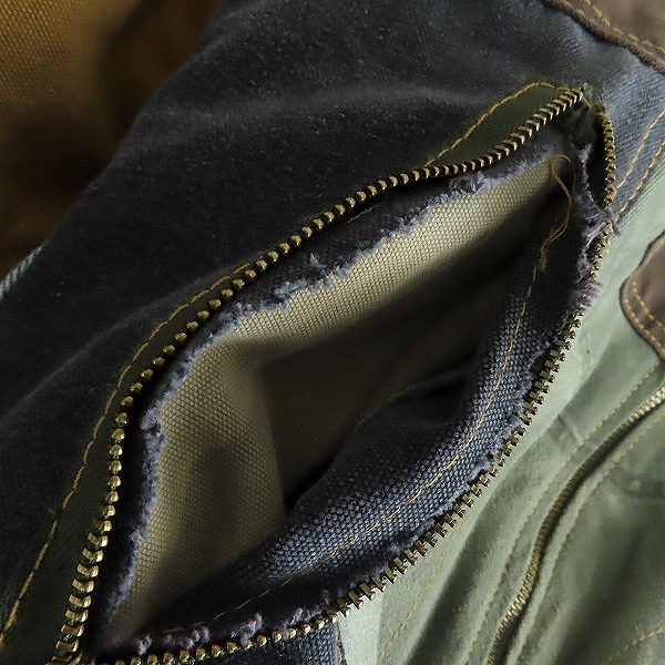 実際に弊社で買取させて頂いたcarhartt/カーハート ダックジャケット リメイク 再構築 パッチワーク マルチカラーの画像 7枚目