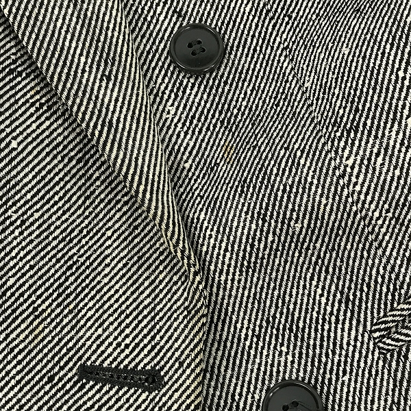 実際に弊社で買取させて頂いたGIORGIO ARMANI/ジョルジオアルマーニ シルク 2Bダブルジャケット/46の画像 7枚目