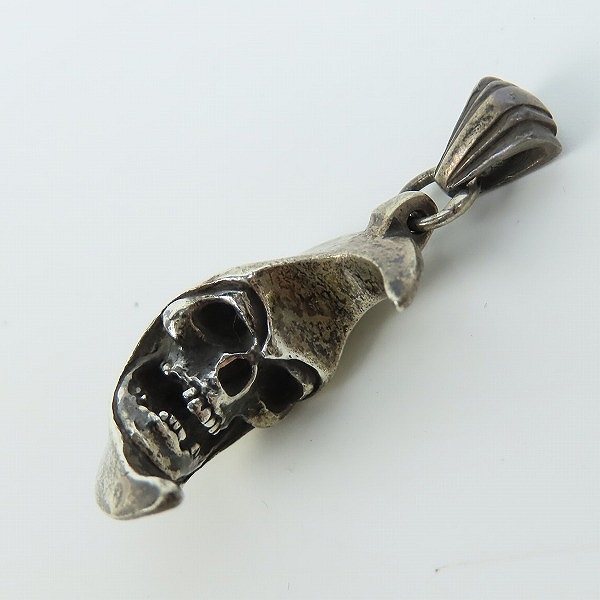 実際に弊社で買取させて頂いたCRAZY PIG/クレイジーピッグ スカルインザムーンペンダント