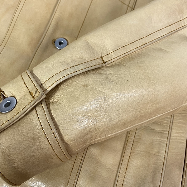 実際に弊社で買取させて頂いたNO ID./ノーアイディー カウレザーフルタンニンヌメＧジャン 845203-975L /2の画像 7枚目