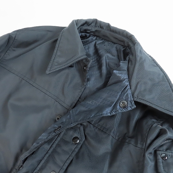 実際に弊社で買取させて頂いた【JPタグ】Givenchy/ジバンシィ Reversible Windbreaker Jacket リバーシブルジャケット ロゴ総柄 BM00M5134L/44の画像 4枚目