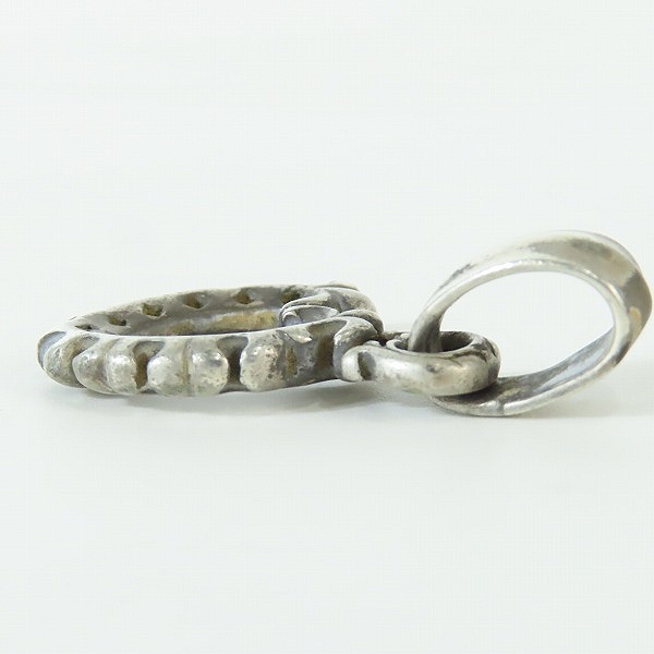 実際に弊社で買取させて頂いたBILL WALL LEATHER/BWL/ビルウォールレザー 50/50 GRAFFITI PLAIN WAVE HORSE SHOE PENDANT/ホースシューペンダントの画像 3枚目