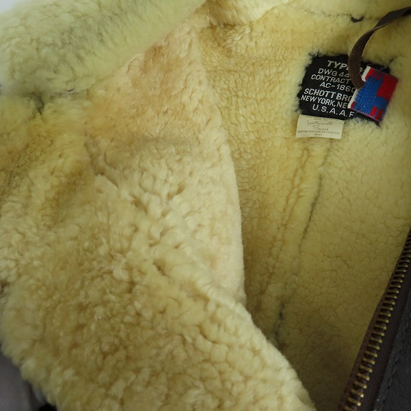 実際に弊社で買取させて頂いた【難有り】Schott/ショット TYPE B-3 フライトジャケット/ムートンジャケット AC-18606/38の画像 7枚目