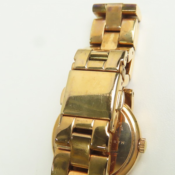 実際に弊社で買取させて頂いたMARC BY MARC JACOBS/マークバイマークジェイコブス クォーツ 腕時計【動作未確認】の画像 6枚目