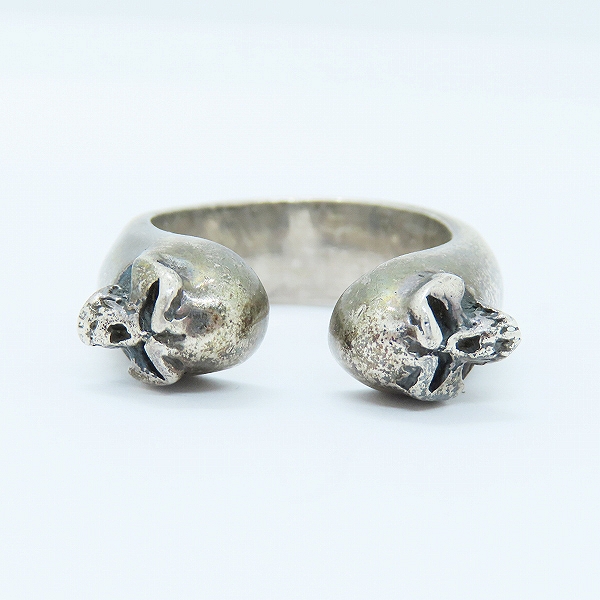 実際に弊社で買取させて頂いたTHIRTEEN DESIGNS/サーティーンデザインズ DOUBLE MAD FACE RING/ダブルマッドフェイス スカル リング 22号の画像 1枚目