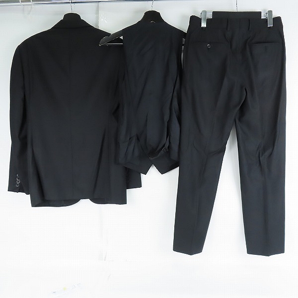 実際に弊社で買取させて頂いたEMPORIO ARMANI/エンポリオアルマーニ C LINE セットアップ/スーツ/46の画像 1枚目