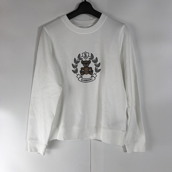 実際に弊社で買取させて頂いた【未使用】BURBERRY/バーバリー 23AW Bianco トーマスベアシグネチャー柄 クルーネックスウェット 8069197/14Y