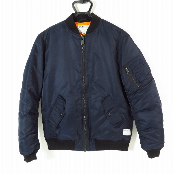 実際に弊社で買取させて頂いたcarhartt/カーハート 23 NEW YEAR JACKET MA-1/フライトジャケット/ブルゾン a231052-22f-1cxx/M