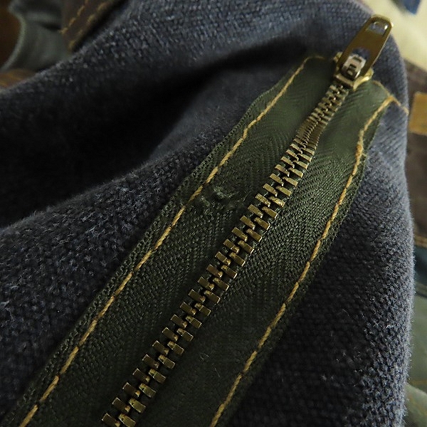 実際に弊社で買取させて頂いたcarhartt/カーハート ダックジャケット リメイク 再構築 パッチワーク マルチカラーの画像 6枚目