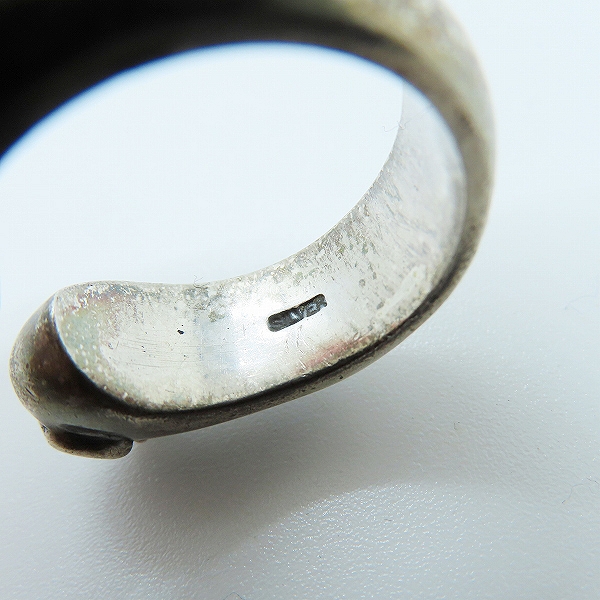 実際に弊社で買取させて頂いたTHIRTEEN DESIGNS/サーティーンデザインズ DOUBLE MAD FACE RING/ダブルマッドフェイス スカル リング 22号の画像 7枚目