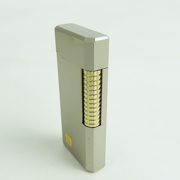 実際に弊社で買取させて頂いたGIVENCHY/ジバンシー ガスライター シルバー/ゴールドの画像 1枚目