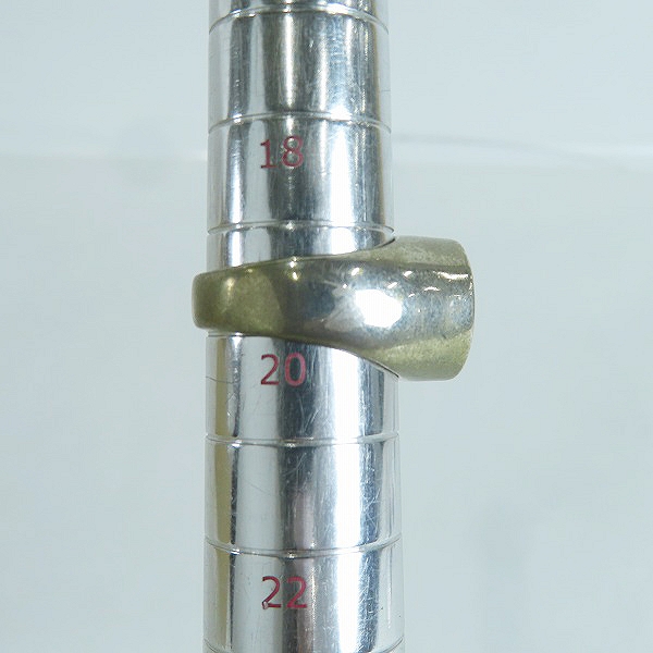 実際に弊社で買取させて頂いたSTANLEY GUESS/スタンリーゲス ラウンドウッド ロゴ リング 20号の画像 8枚目