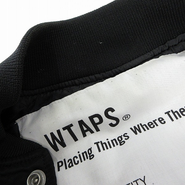 実際に弊社で買取させて頂いたWTAPS/ダブルタップス 16AW TEAM JACKET クロスボーン 総柄 フライトジャケット 162GWDT-JKM01S/Lの画像 7枚目