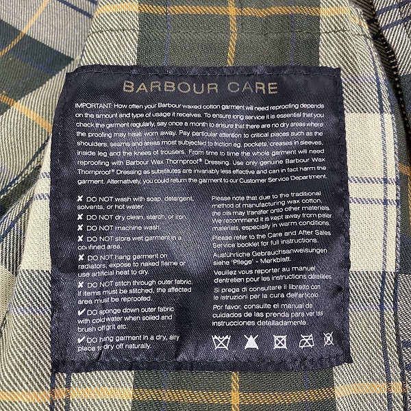 実際に弊社で買取させて頂いたBarbour/バブアー BEDALE SL ビデイルスリムフィット オイルド ジャケット 1602128/36の画像 3枚目