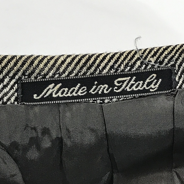 実際に弊社で買取させて頂いたGIORGIO ARMANI/ジョルジオアルマーニ シルク 2Bダブルジャケット/46の画像 3枚目