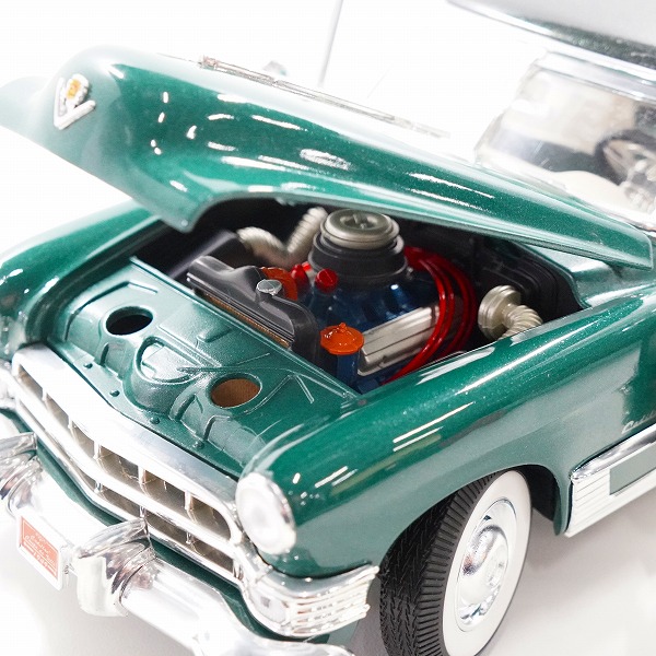 実際に弊社で買取させて頂いた【箱無し】Road Signature/ロードシグネチャー 1949 キャデラック クーペ デビル 1/18 ミニカーの画像 5枚目