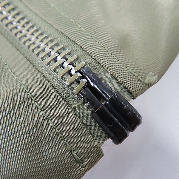 実際に弊社で買取させて頂いたALPHA INDUSTRIES/アルファインダストリーズ MA-1 リバーシブル フライトジャケット カーキ系/MIL-J-82790J Lの画像 7枚目