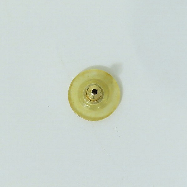 実際に弊社で買取させて頂いたGIVENCHY/ジバンシィ Gロゴ×フェイクパール ピアス ゴールドの画像 5枚目