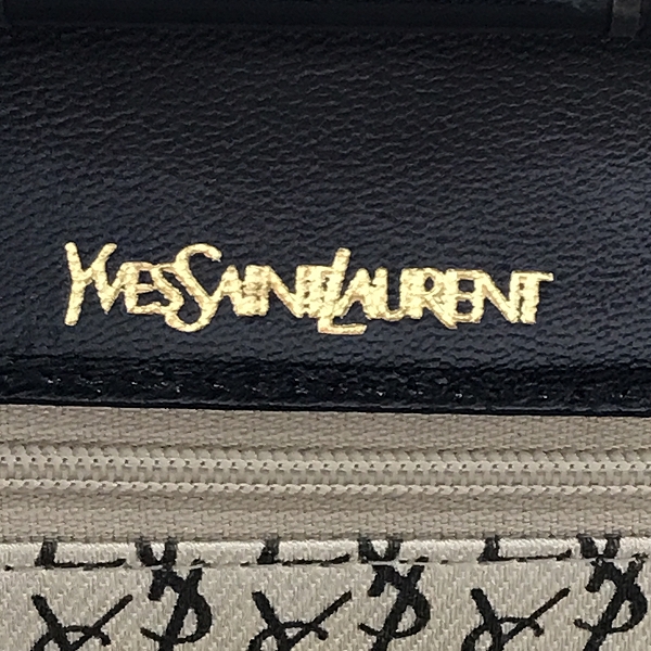 実際に弊社で買取させて頂いたYves Saint Laurent/イブサンローラン クラッチバッグ ブラックの画像 4枚目
